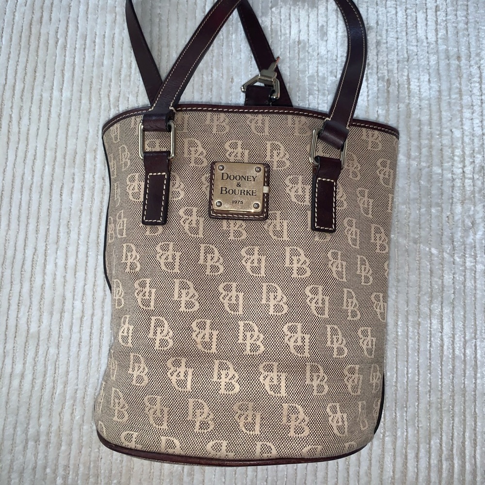 Dooney & Bourke  canvas purse